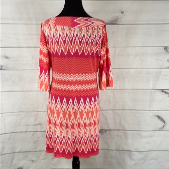 ❤️ DONNA MORGAN CHEVRON PRINT SHIFT DRESS - Picture 3 of 5
